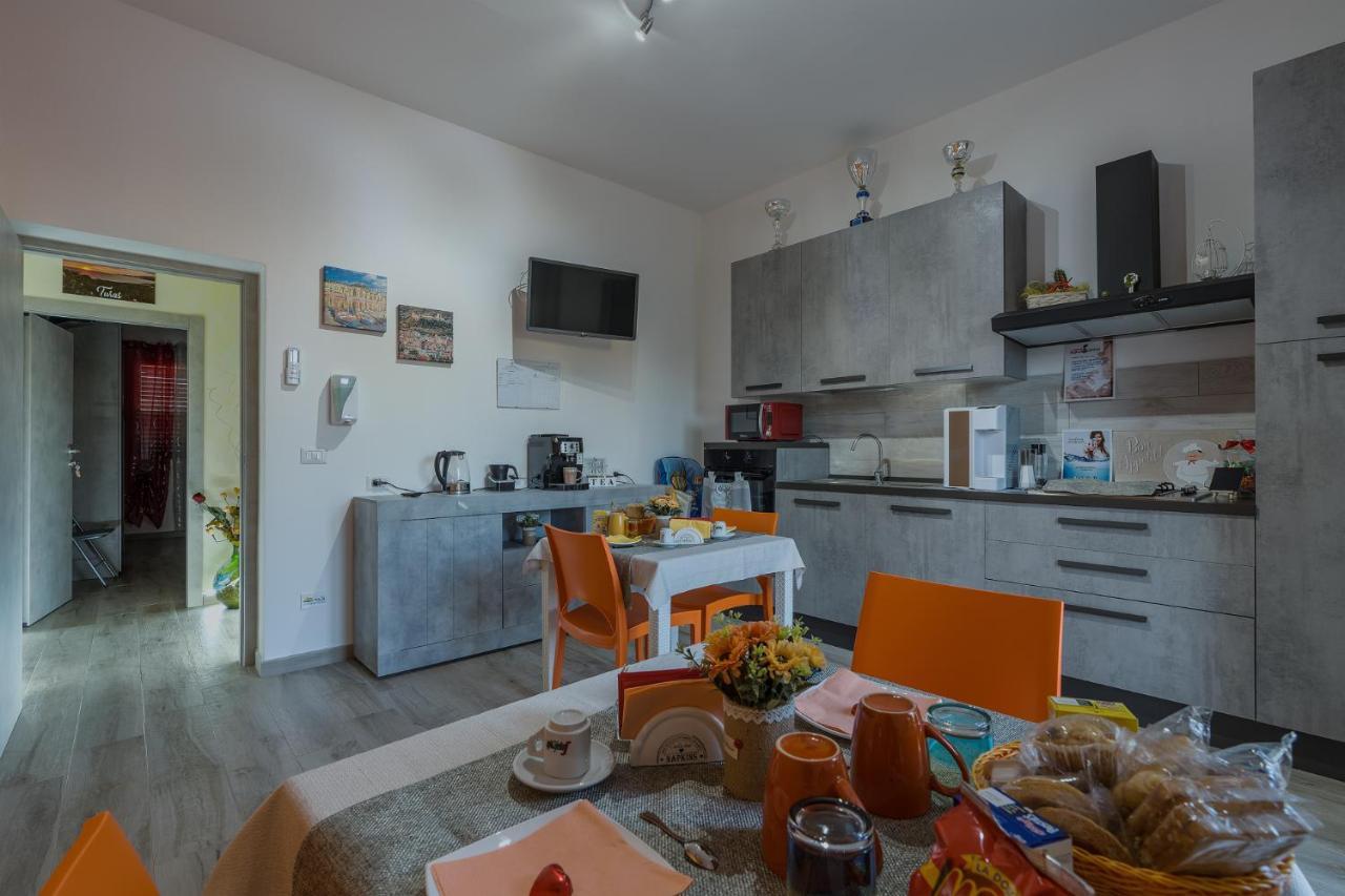 R&B Mediterraneo Bosa Ngoại thất bức ảnh